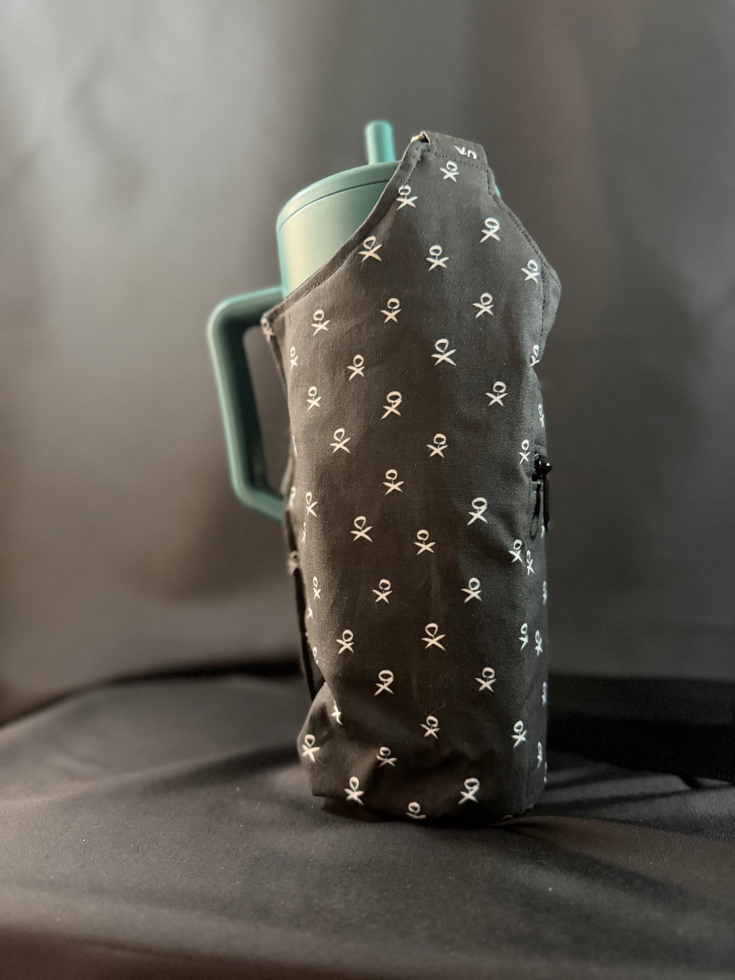Wednesday Cup Carrier